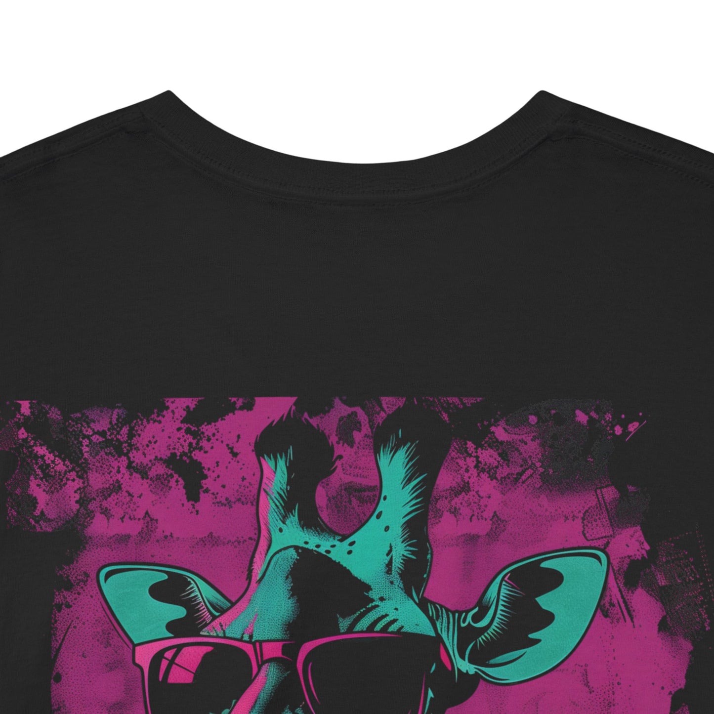 Das "Neon Hustler Giraffe" T-Shirt