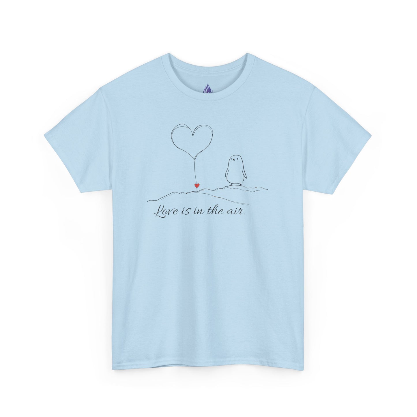 Love Is in the Air T-Shirt – Minimalistisches romantisches Pinguin-Design zum Valentinstag