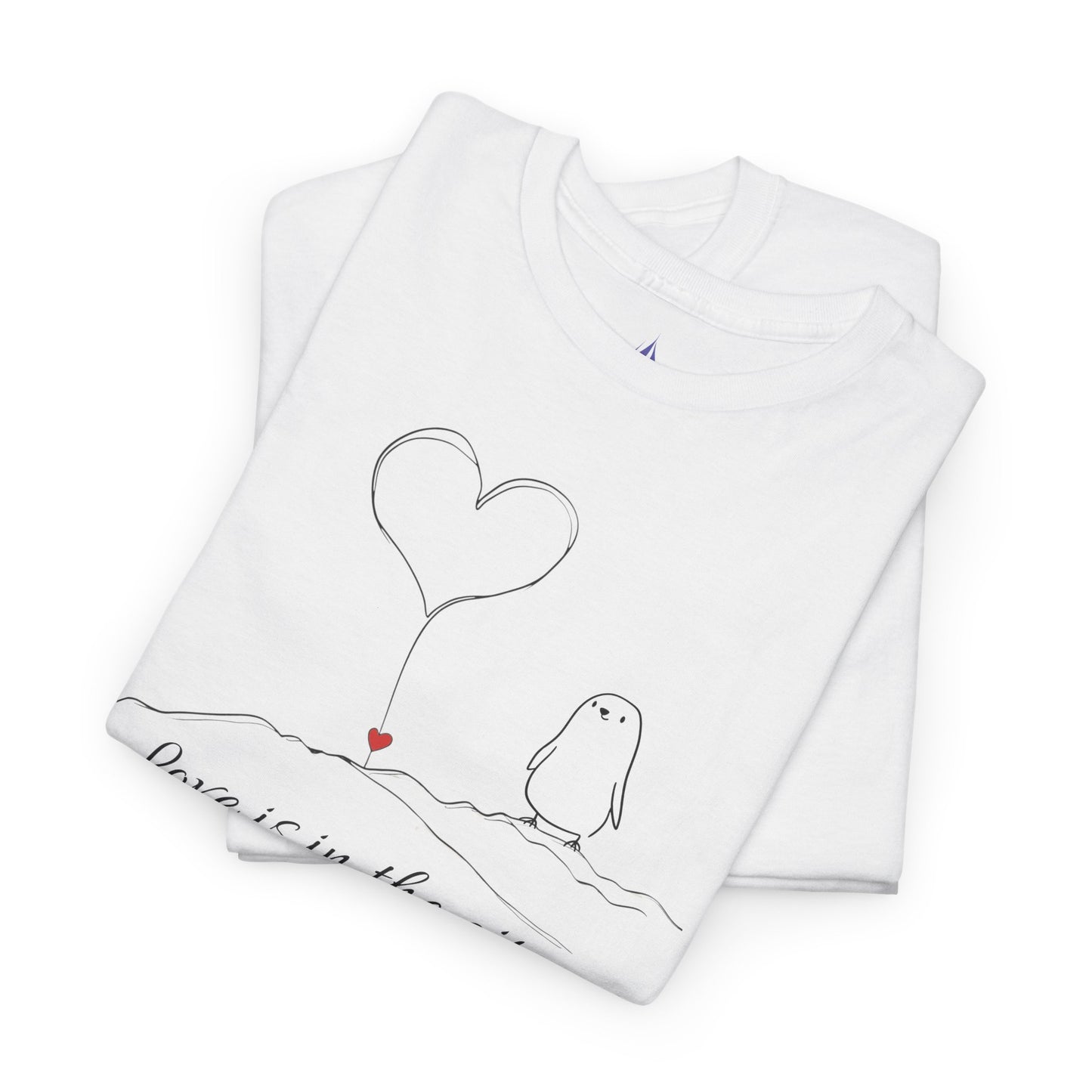 Love Is in the Air T-Shirt – Minimalistisches romantisches Pinguin-Design zum Valentinstag