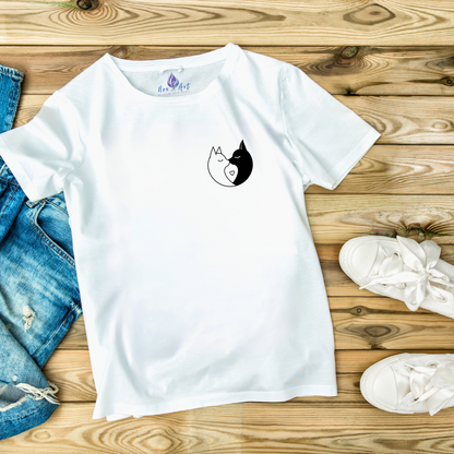 Yin-Yang Cat Love T-Shirt – Minimalistisches Valentinstagsgeschenk für Paare &amp; Katzenliebhaber